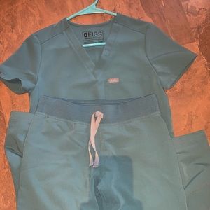 Figs scrub set HYDROGREEN!